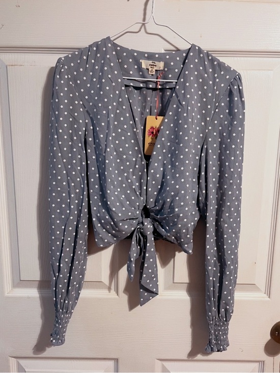 entro Tops - entro | NWT! Blue Polka Dot Tie-Front Blouse - Sz Small